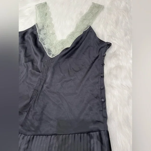 Victoria Secret Satin Pleated Baby Doll Romper Bodysuit‎ Lace Black Size L - Picture 2 of 7